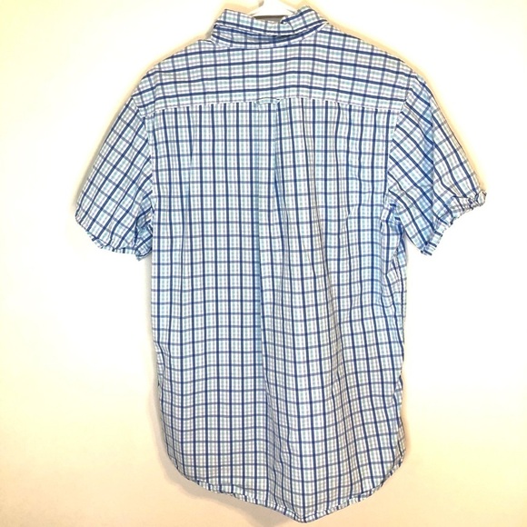 2/$15 Izod - Men’s Button Down Shirt - Picture 6 of 7